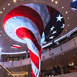 Meet your Posher, Laurie